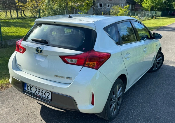 Toyota Auris cena 43999 przebieg: 161000, rok produkcji 2013 z Nowe Miasto Lubawskie małe 667